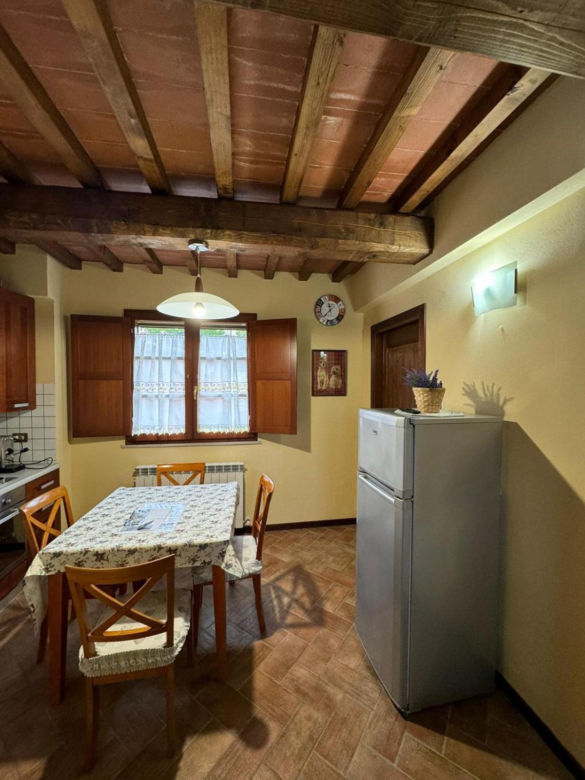 Appartamento Con Piscina Il Borghetto - Vicino San Gimignano Gambassi Terme Exterior photo